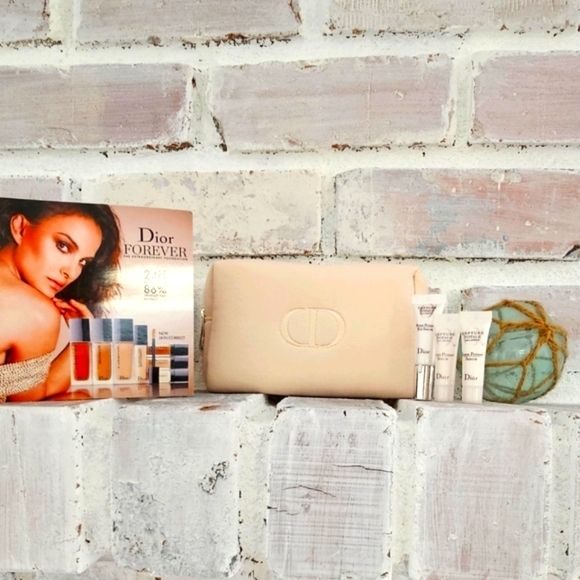 ❤️NWOT Christian Dior Tan Cosmetic Bag Bundle ❤️ - Picture 1 of 5